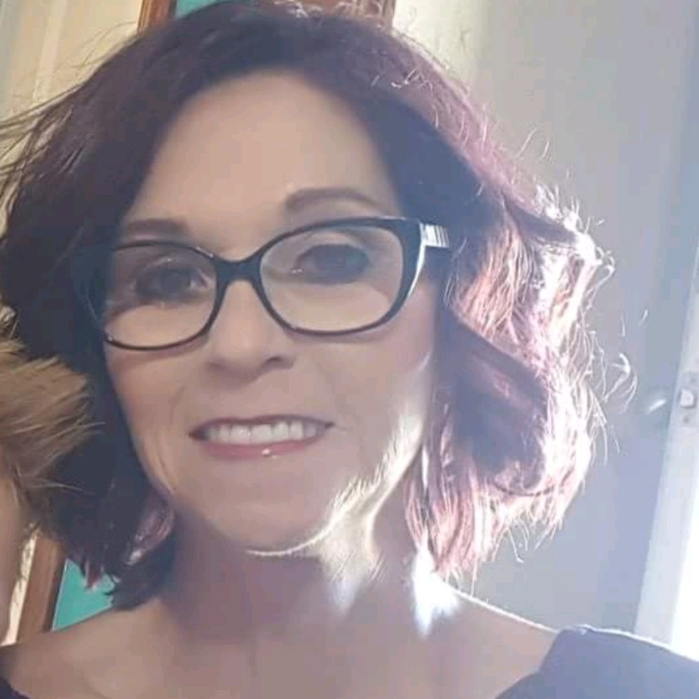 Meet your Posher, Delisa